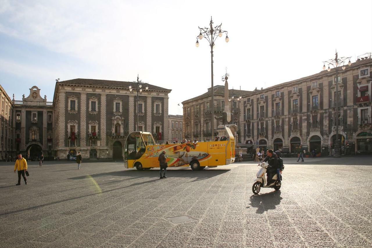 Sicily Wonderful Piazza Universita' * Catania